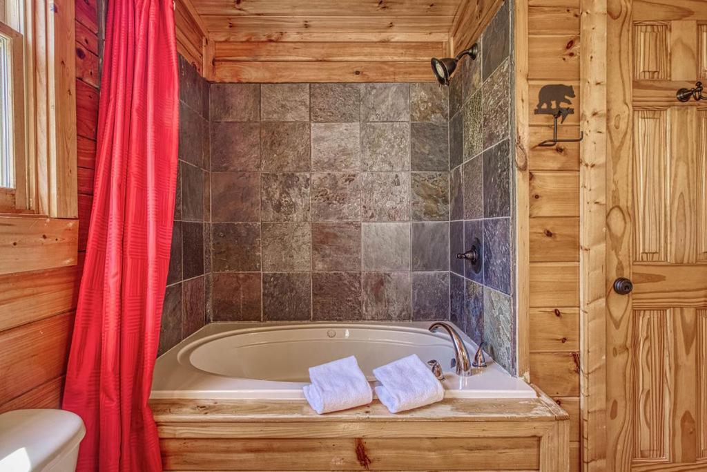 Heavenly Bear, Hot Tub, 1089 Of Free Attraction Tickets For Each Paid Day, Dollywood And More Sevierville Εξωτερικό φωτογραφία